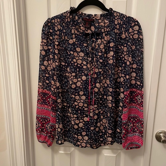Almost boho blouse - Picture 1 of 10